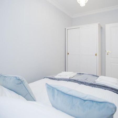Hamptons Apartment シフィノウイシチェ エクステリア 写真